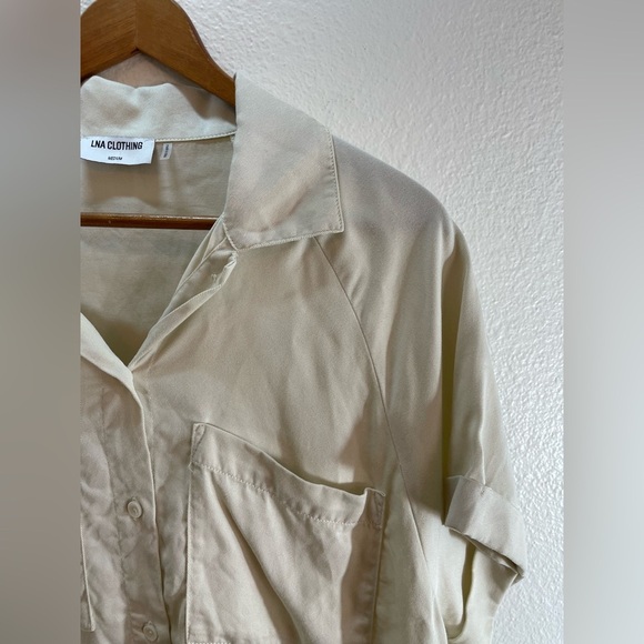 LNA Clothing 100% Tencel Ivory Button Down Short Sleeve Blouse Size M. - Picture 8 of 10